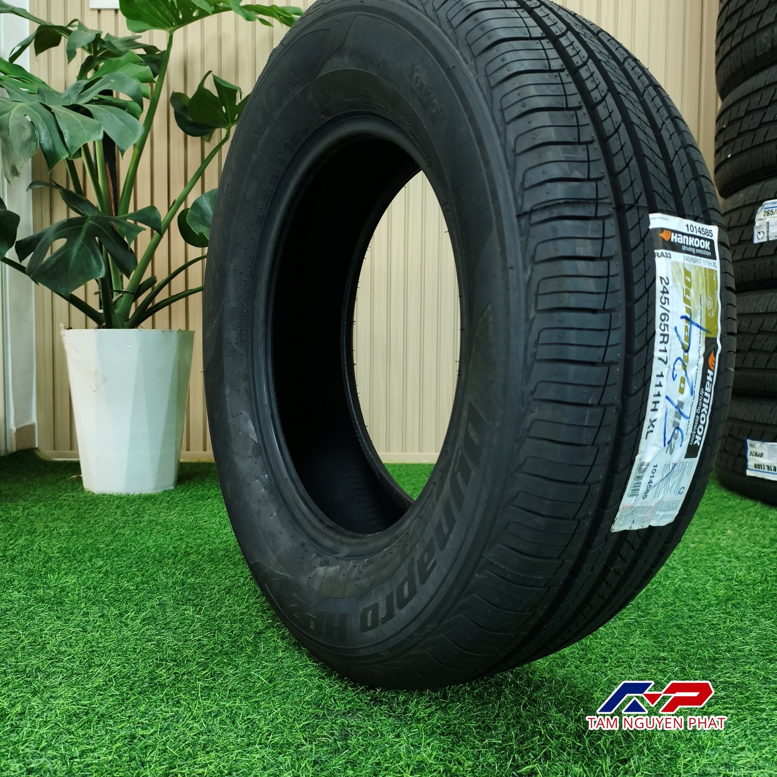 Lốp Hankook Dynapro HP2 RA33 245/65R17 111H XL - Ảnh 2