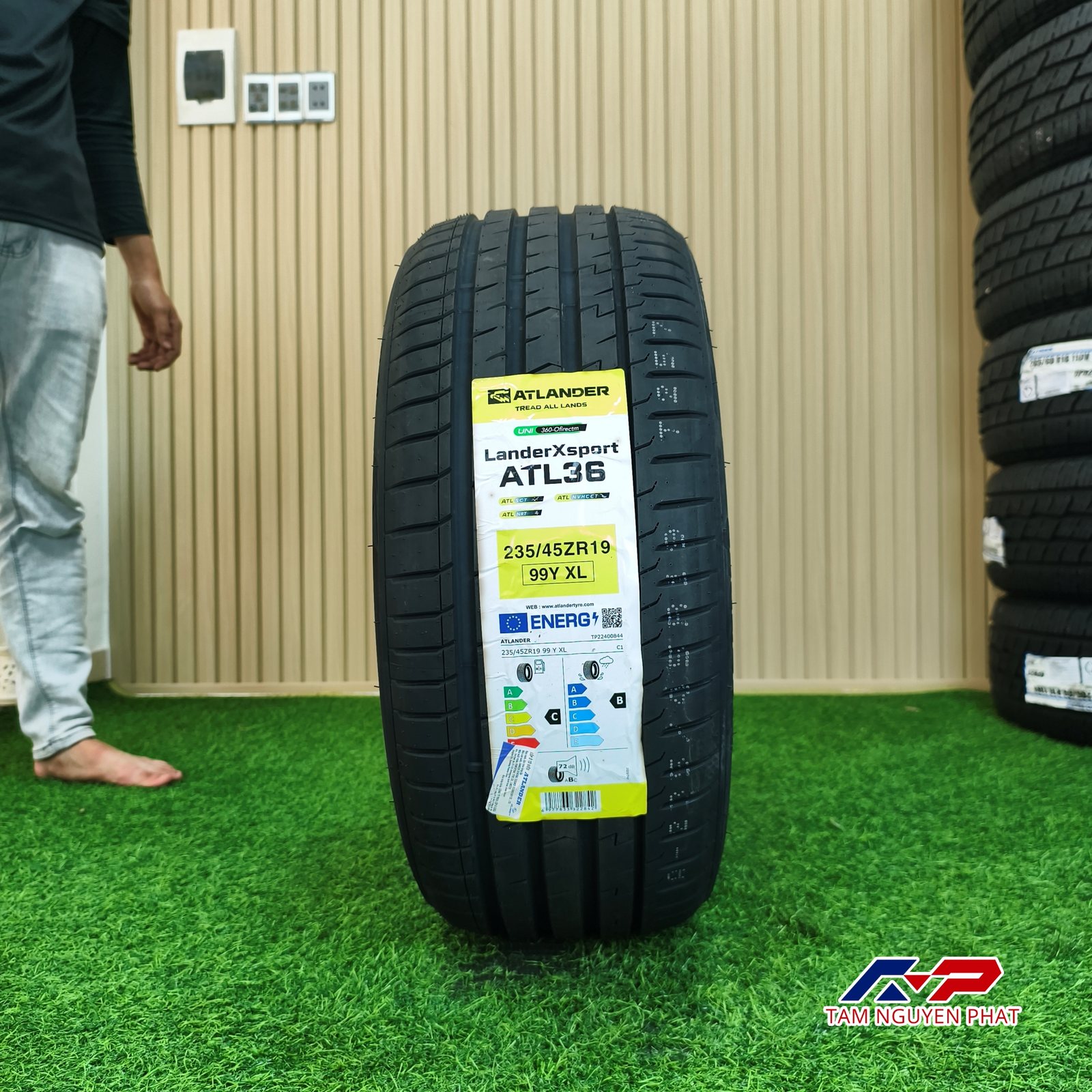 Lốp Atlander LanderXsport ATL36 235/45ZR19 99Y XL