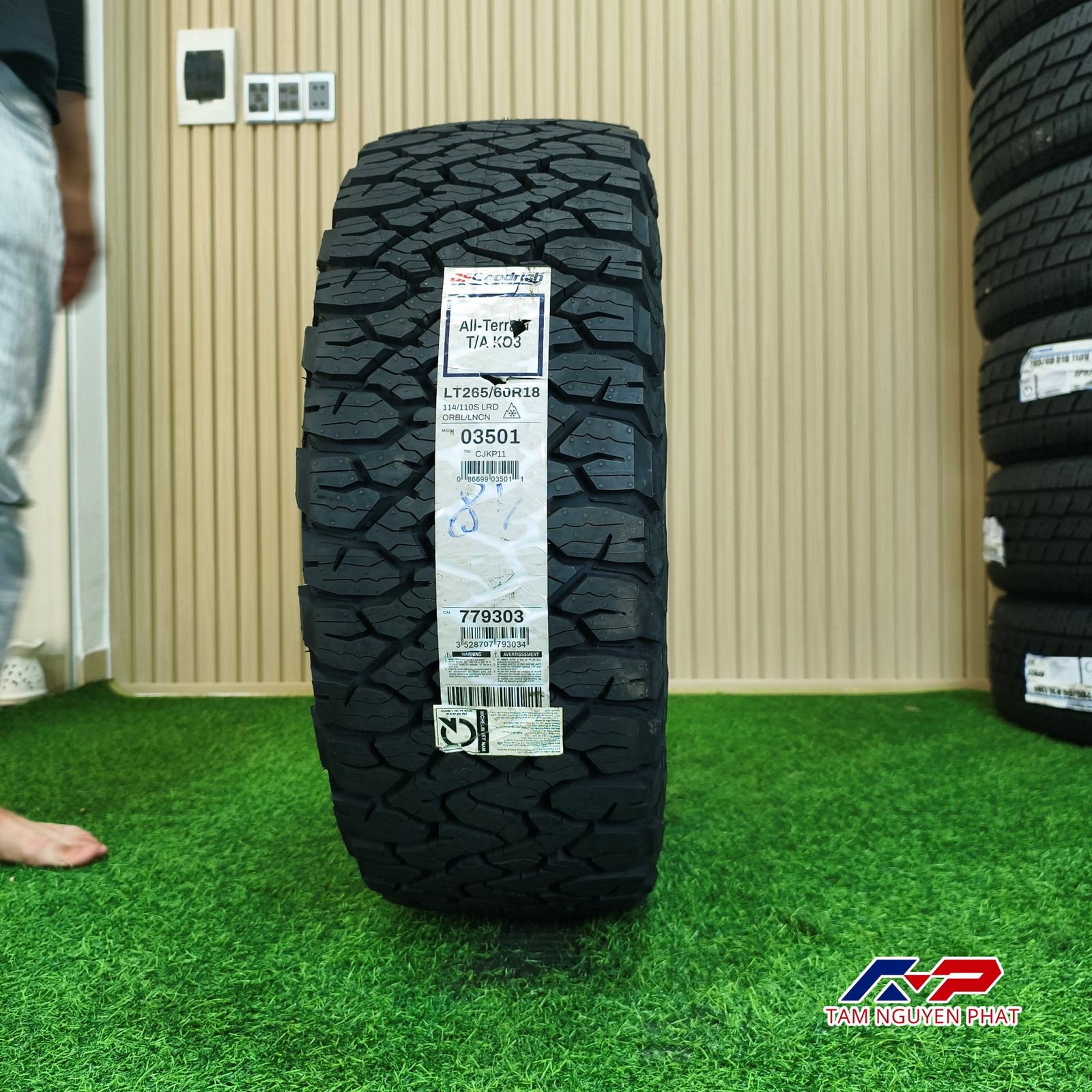 Lốp BFGoodrich All-Terrain T/A KO3 LT265/60R18 114/110S LRD