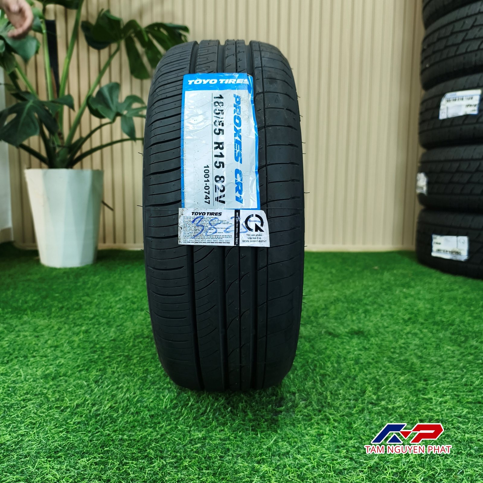 Lốp Toyo Proxes CR1 185/55R15 82V