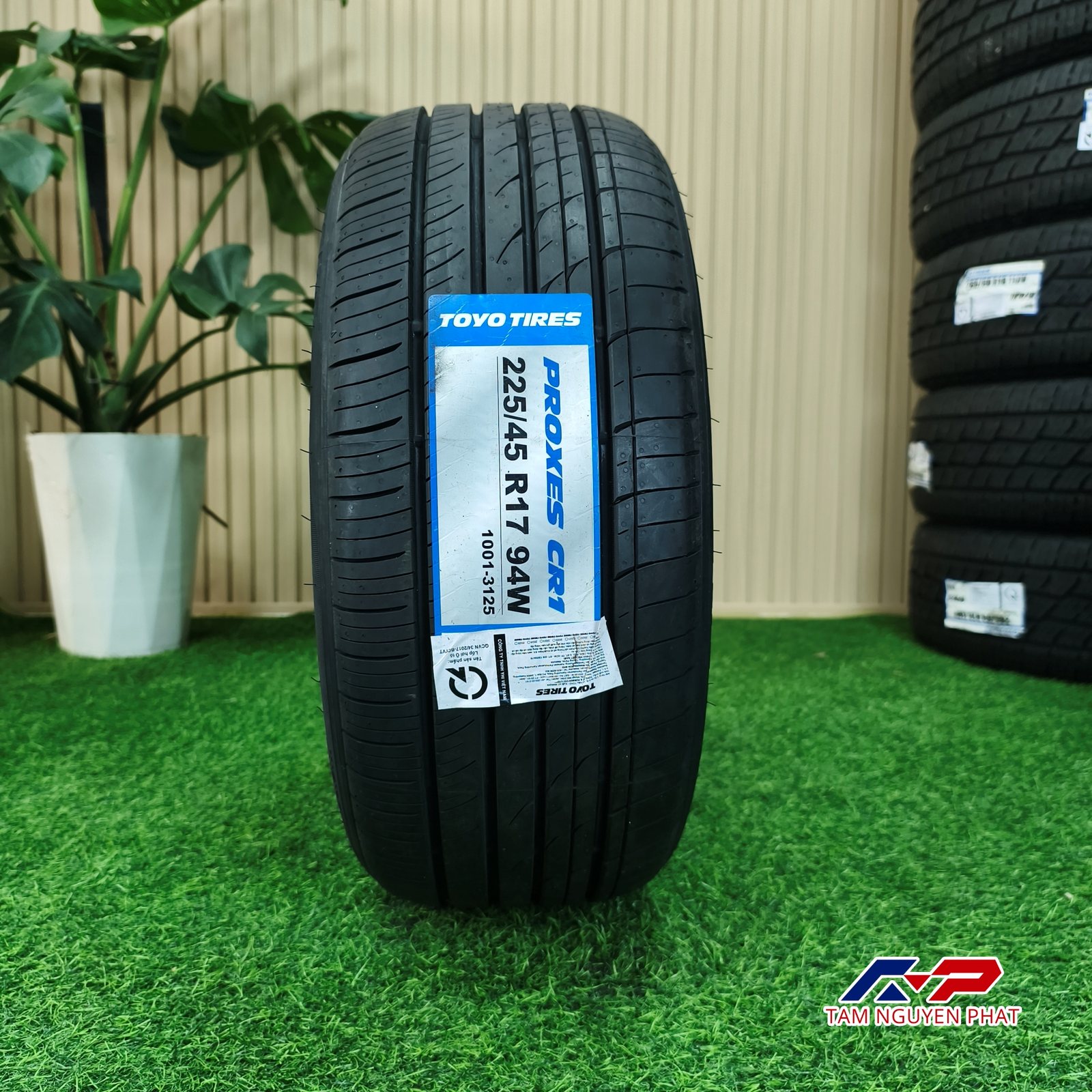 Lốp Toyo Proxes CR1 225/45R17 94W
