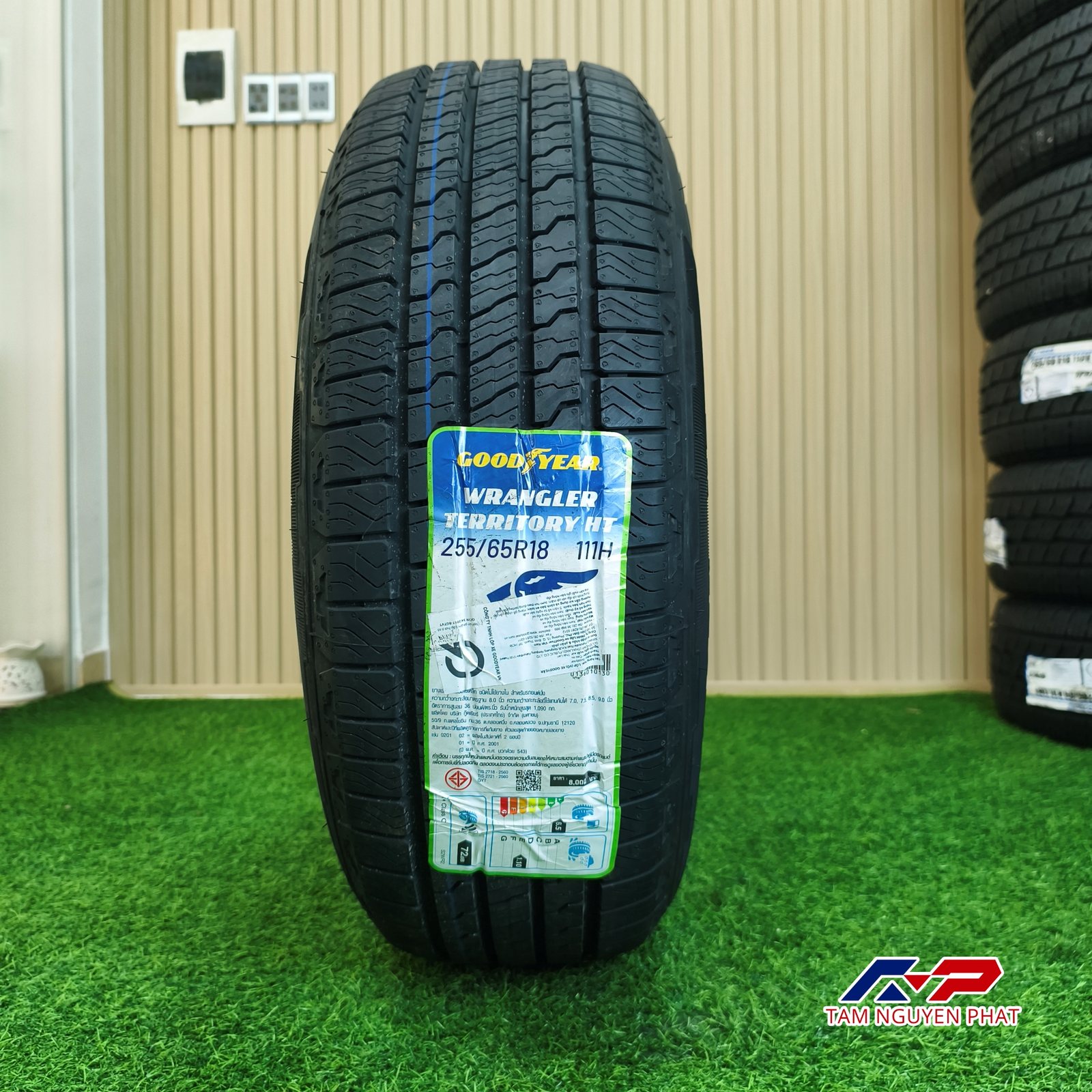 Lốp Goodyear Wrangler Territory HT 255/65R18 111H