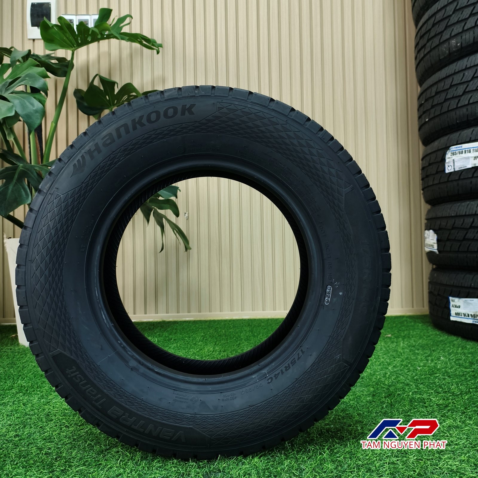 Lốp Hankook Vantra Transit RA58C 175R14C 99/98Q 8PR
